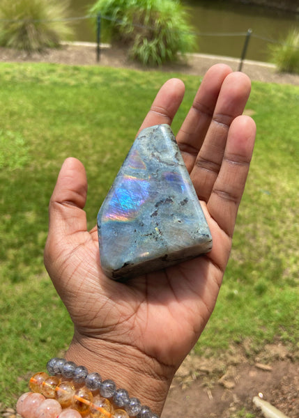 Standing Labradorite